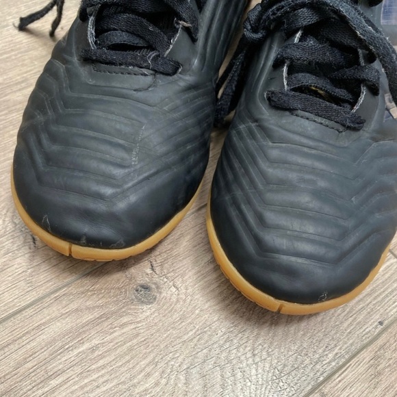ADIDAS Black Raptor Indoor Soccer Shoes Size 3.5 - Picture 5 of 5